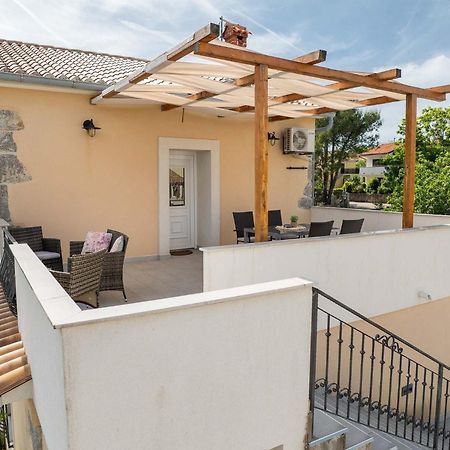 Apartment Marina Kornić Zewnętrze zdjęcie
